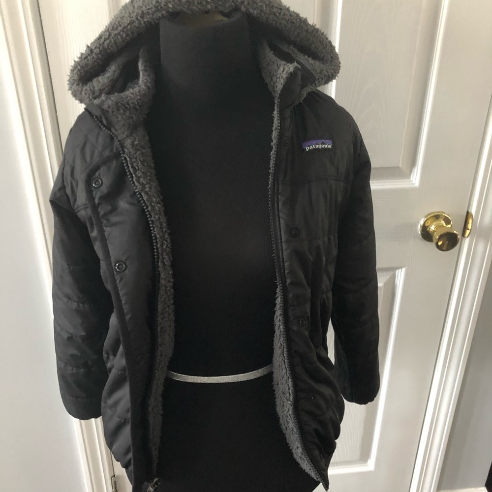 Girls Patagonia reversible winter jacket size 10